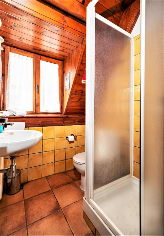 Apartamentos Aran Montcorbau المظهر الخارجي الصورة